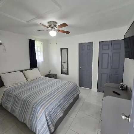 Jdc Cozy Cottage Tampa Exterior photo