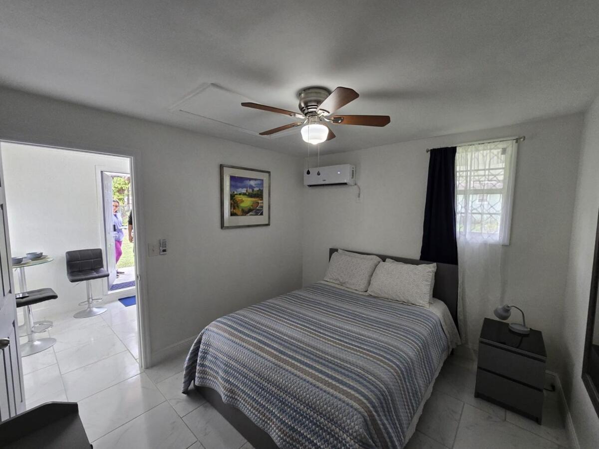 Jdc Cozy * Tampa